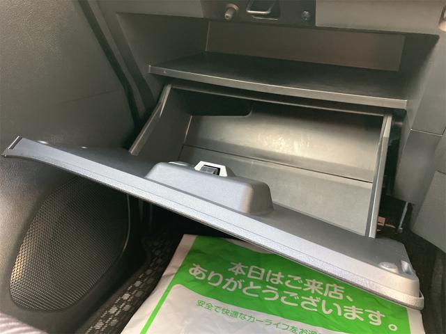 セレナ ハイウェイスター　ＶセレクションＩＩ　４ＷＤ　プロパイロット　９インチナビ　フルセグＴＶ　ＤＶＤ　Ｂｌｕｅｔｏｏｔｈ　全方位カメラ　インテリジェントルームミラー　ＥＴＣ　ドラレコ前後　両側パワースライド　ＬＥＤランプ　リモコンスターター（48枚目）