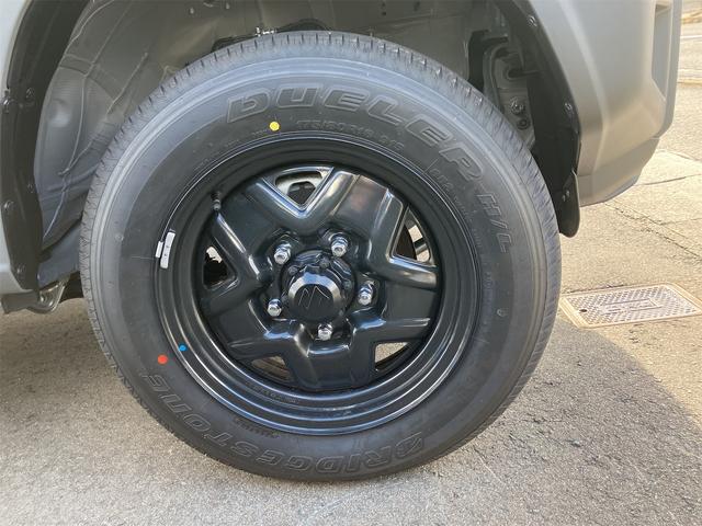 ジムニー ＸＬ　４ＷＤ　届出済未使用車　５速マニュアル　クリアランスソナー　レーンアシスト　衝突被害軽減システム　オートライト　スマートキー　アイドリングストップ　電動格納ミラー　シートヒーター　盗難防止システム（19枚目）