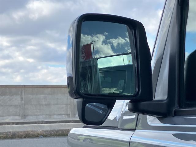 ジムニー ＸＬ　４ＷＤ　届出済未使用車　５速マニュアル　クリアランスソナー　レーンアシスト　衝突被害軽減システム　オートライト　スマートキー　アイドリングストップ　電動格納ミラー　シートヒーター　盗難防止システム（23枚目）