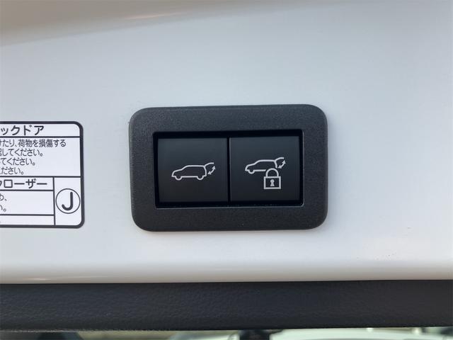 カローラクロス ハイブリッド　Ｚ　４ＷＤ　純正９インチディスプレイオーディオ　パノラマビューモニター　ドラレコ前後　ＥＴＣ　ＡＣ１００Ｖ電源　寒冷地仕様　衝突軽減装置　レーダークルコン　ＬＥＤヘッド／フォグランプ　シートヒーター（49枚目）