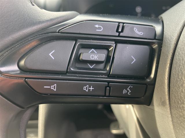 ヤリスクロス Ｇ　４ＷＤ　８インチ純正ディスプレイオーディオ　ナビ　フルセグＴＶ　Ｂｌｕｅｔｏｏｔｈ　バックモニター　ＥＴＣ　衝突軽減装置　レーダークルコン　寒冷地仕様　ミラーヒーター　オートハイビーム　１６ＡＷ（4枚目）