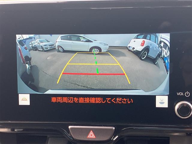 ヤリスクロス Ｇ　４ＷＤ　８インチ純正ディスプレイオーディオ　ナビ　フルセグＴＶ　Ｂｌｕｅｔｏｏｔｈ　バックモニター　ＥＴＣ　衝突軽減装置　レーダークルコン　寒冷地仕様　ミラーヒーター　オートハイビーム　１６ＡＷ（7枚目）