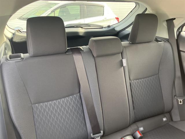 ヤリスクロス Ｇ　４ＷＤ　８インチ純正ディスプレイオーディオ　ナビ　フルセグＴＶ　Ｂｌｕｅｔｏｏｔｈ　バックモニター　ＥＴＣ　衝突軽減装置　レーダークルコン　寒冷地仕様　ミラーヒーター　オートハイビーム　１６ＡＷ（43枚目）