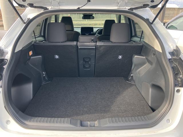 ヤリスクロス Ｇ　４ＷＤ　８インチ純正ディスプレイオーディオ　ナビ　フルセグＴＶ　Ｂｌｕｅｔｏｏｔｈ　バックモニター　ＥＴＣ　衝突軽減装置　レーダークルコン　寒冷地仕様　ミラーヒーター　オートハイビーム　１６ＡＷ（44枚目）