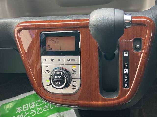 パッソ モーダ　Ｇパッケージ　４ＷＤ　純正ドライブレコーダー　ＥＴＣ　バックカメラ　ナビ　フルセグＴＶ　ＤＶＤ　ＣＤ録音　Ｂｌｕｅｔｏｏｔｈ　衝突被害軽減システム　純正アルミ　オートライト　ＬＥＤヘッド／フォグ　スマートキー（9枚目）