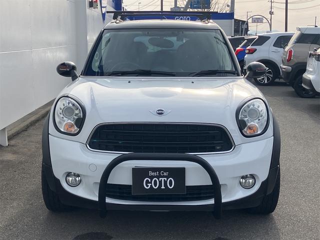 ＭＩＮＩ クーパーＤ　クロスオーバー　オール４　４ＷＤ　社外オーバーフェンダー　オールテレンタイヤ　バンパーガード　ＢＡＴＴＬＥＺマフラー　社外ナビＴＶ　バックカメラ　ナビＴＶ　バックカメラ　ドラレコ前後　ＥＴＣ　ＬＥＤヘッドランプ　スマートキー（10枚目）