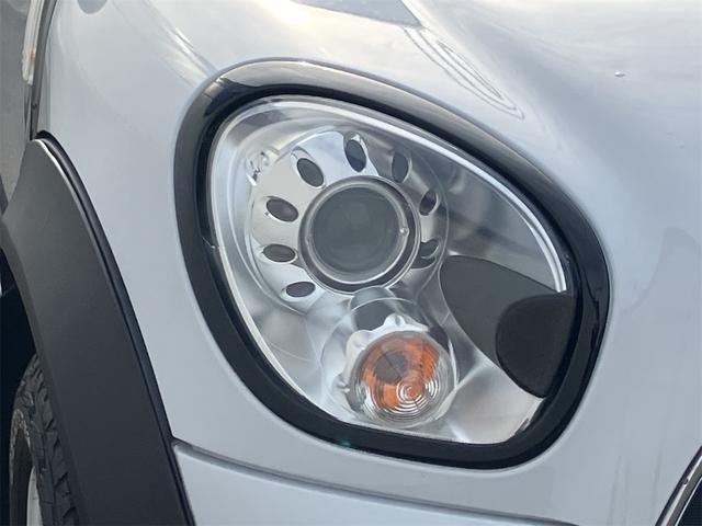 ＭＩＮＩ クーパーＤ　クロスオーバー　オール４　４ＷＤ　社外オーバーフェンダー　オールテレンタイヤ　バンパーガード　ＢＡＴＴＬＥＺマフラー　社外ナビＴＶ　バックカメラ　ナビＴＶ　バックカメラ　ドラレコ前後　ＥＴＣ　ＬＥＤヘッドランプ　スマートキー（12枚目）