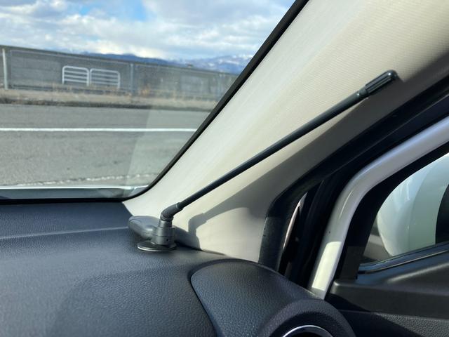 Ｎ－ＷＧＮカスタム Ｇ・Ａパッケージ　４ＷＤ　衝突被害軽減ブレーキ　ナビＴＶ　ＣＤ　Ｂｌｕｅｔｏｏｈ　バックカメラ　ハーフレザーシート　ＨＩＤヘッドランプ　クルーズコントロール　イオンエアコン　純正１４インチアルミ（27枚目）