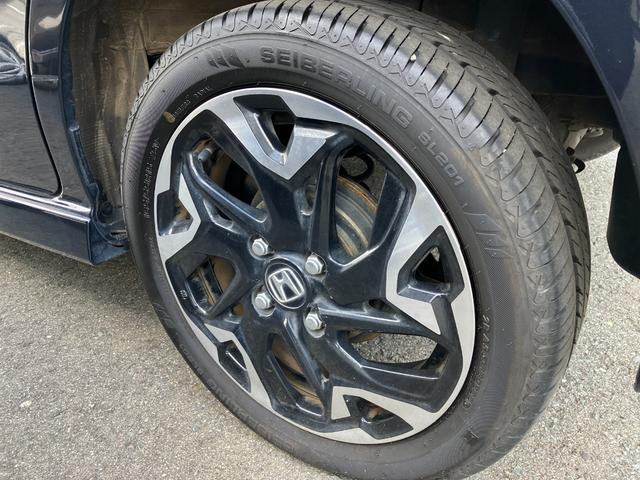 Ｎ－ＢＯＸカスタム ＥＸターボ　４ＷＤ　ホンダセンシング　純正８インチナビ　フルセグＴＶ　ＤＶＤ　Ｂｌｕｅｔｏｏｔｈ　バックカメラ　リモコンエンジンスターター　ＥＴＣ　ドラレコ前後　ヒーター付ハーフレザーシート　両側電動スライドドア（7枚目）