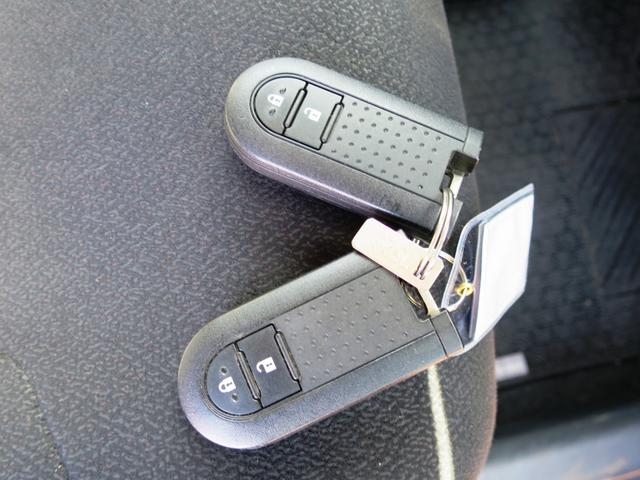 モーダ Gパッケージ 4WD 衝突安全 ナビ バックカメラ プッシュスタート ETC2.0 ドラレコ ベンチシート オートエアコン・ライト(20枚目)
