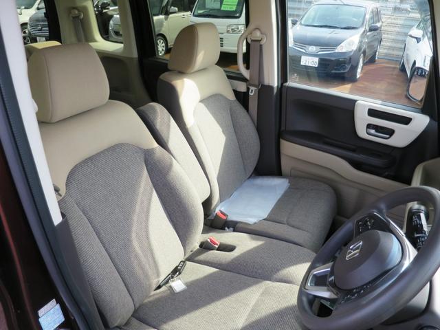 Ｎ－ＢＯＸ Ｇ・Ｌホンダセンシング　４ＷＤ　電動スライド　ナビ　バックカメラ　プッシュスタート　衝突安全　車間制御クルーズコントロール　新規格ＥＴＣ　オートエアコン・ライト（13枚目）