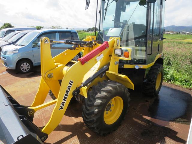 日本 ヤンマー ミニホイールローダー V3-6 H27年式(8枚目)