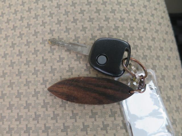 アルト F 4WD フロアCVT CD キーレス ABS エアコン アルミホイール(19枚目)