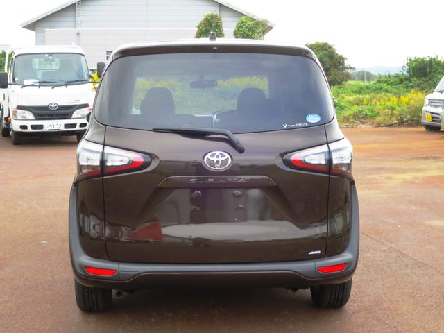 シエンタ Ｇ　両電動スライドドア　オートエアコン・ライト　３列シート　６人乗り　プッシュスタート　シートヒーター（4枚目）