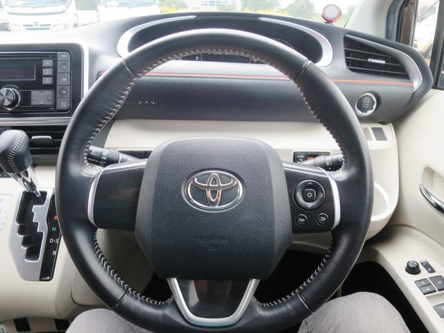 シエンタ Ｇ　両電動スライドドア　オートエアコン・ライト　３列シート　６人乗り　プッシュスタート　シートヒーター（14枚目）