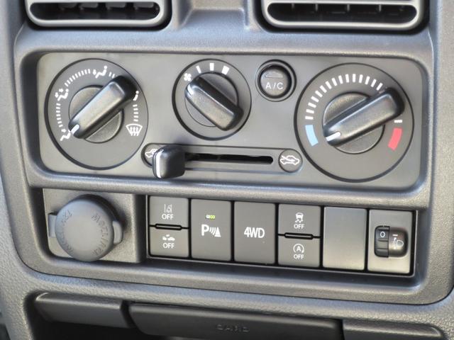 キャリイトラック ＫＣエアコン・パワステ　４ＷＤ　フロア５ＭＴ　衝突安全　ソナー　キーレスエントリー　ＡＢＳ　届出済未使用車（13枚目）