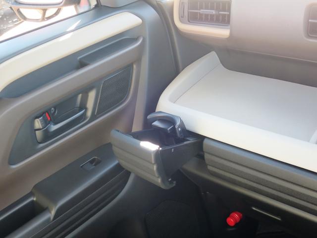 スペーシア ハイブリッドＧ　４ＷＤ　プッシュスタート　衝突安全　ソナー　オートエアコン・ライト　ベンチシート　シートヒーター　届出済未使用車（20枚目）