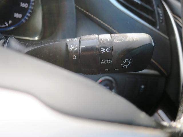 ハリアー エレガンス　４ＷＤ　ナビ　バックカメラ　プッシュスタート　オートエアコン・ライト　レザーシート・ハンドル（20枚目）
