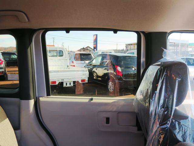 N-BOX ファッションスタイル 4WD ナビ バックカメラ オートエアコン・ライト 車間制御オートクルーズ 電動パーキング 衝突安全(12枚目)