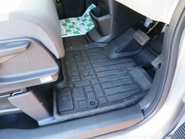 N-BOX ファッションスタイル 4WD ナビ バックカメラ オートエアコン・ライト 車間制御オートクルーズ 電動パーキング 衝突安全(27枚目)