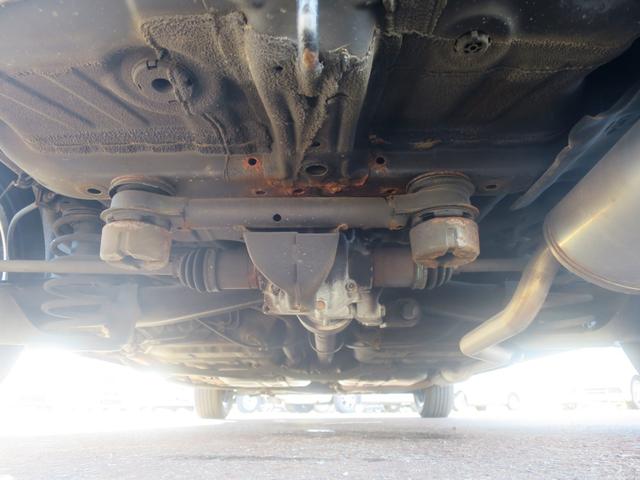 フィットハイブリッド Ｆ　４ＷＤ　バックカメラ　プッシュスタート　オートエアコン・ライト　スターター　新規格ＥＴＣ　フロア７ＡＴ（28枚目）