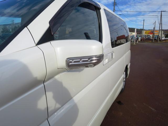 エルグランド ハイウェイスター　４ＷＤ　インパネ５ＡＴ　両電動スライド　３列シート８人乗り　ナビ　サンルーフ　後部席モニター　ＥＴＣ　オートエアコン・ライト（7枚目）