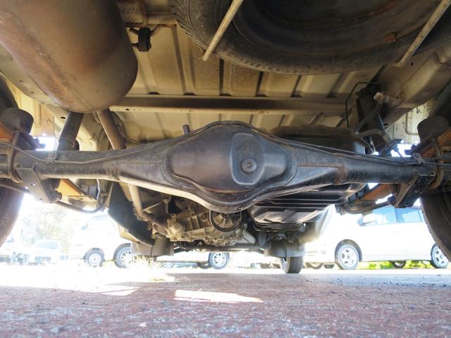 キャリイトラック ＫＣ　４ＷＤ　フロア５ＭＴ（20枚目）
