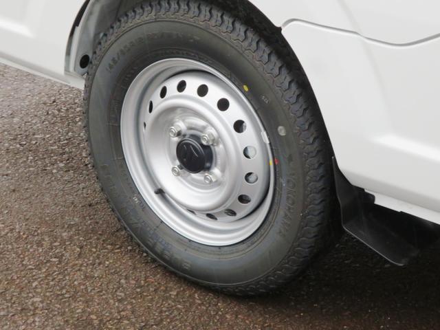 キャリイトラック KCエアコン・パワステ 4WD 5MT キーレス 衝突安全 ソナー オートライト 届出済未使用車(18枚目)