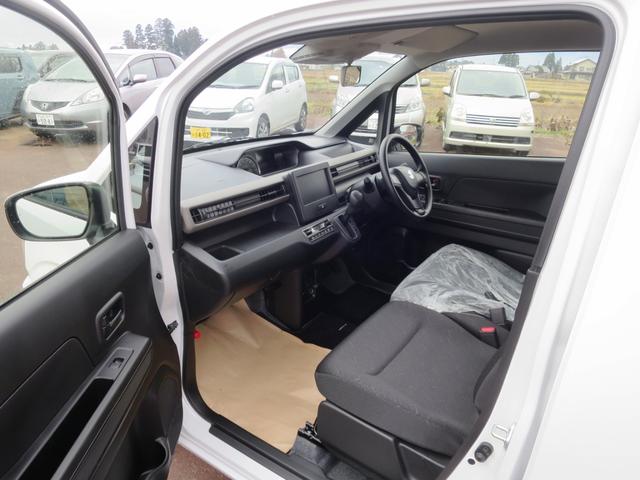 ワゴンＲ ＦＸ　４ＷＤ　プッシュスタート　衝突安全　ソナー　オートエアコン・ライト　ベンチシート　シートヒーター　届出済未使用車（6枚目）