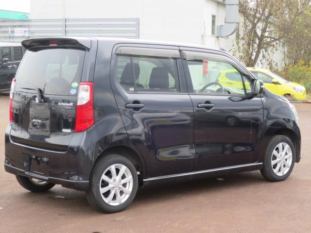 ワゴンＲ ＦＸリミテッド　４ＷＤ　インパネＣＶＴ　プッシュスタート　ＣＤ　オートエアコン　ベンチシート　シートヒーター（3枚目）