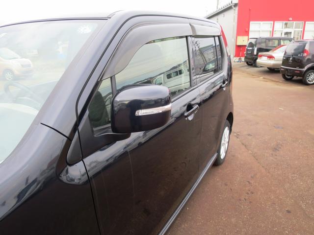 ワゴンＲ ＦＸリミテッド　４ＷＤ　インパネＣＶＴ　プッシュスタート　ＣＤ　オートエアコン　ベンチシート　シートヒーター（7枚目）