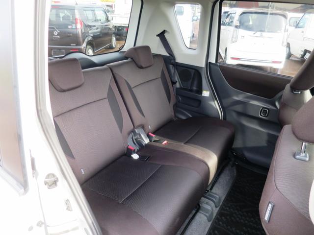 ソリオ Ｘ　４ＷＤ　ナビ　プッシュスタート　電動スライド　オートエアコン・ライト　シートヒーター（10枚目）