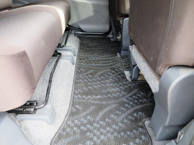 ソリオ Ｘ　４ＷＤ　ナビ　プッシュスタート　電動スライド　オートエアコン・ライト　シートヒーター（11枚目）