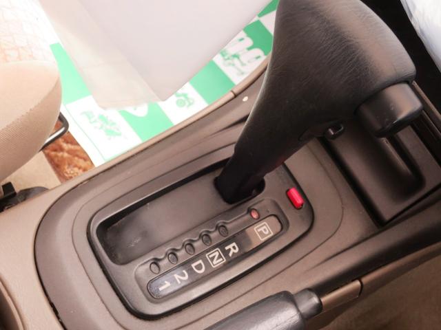 サニー EXサルーン 2WD フロア4AT キーレス カセットデッキ(15枚目)