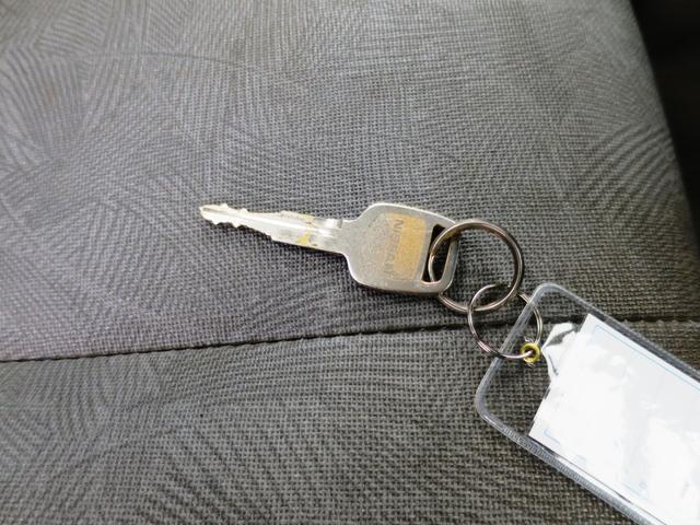 クリッパートラック ＤＸ　４ＷＤ　フロア５ＭＴ　パワステ　エアバッグ１（14枚目）