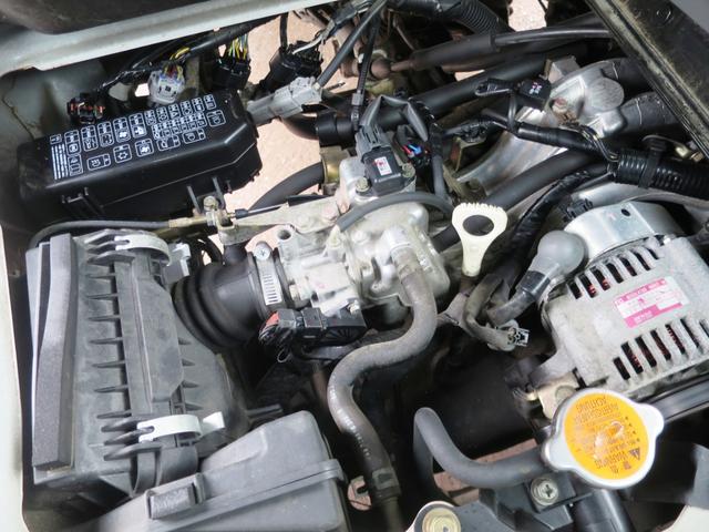 クリッパートラック ＤＸ　４ＷＤ　フロア５ＭＴ　パワステ　エアバッグ１（16枚目）