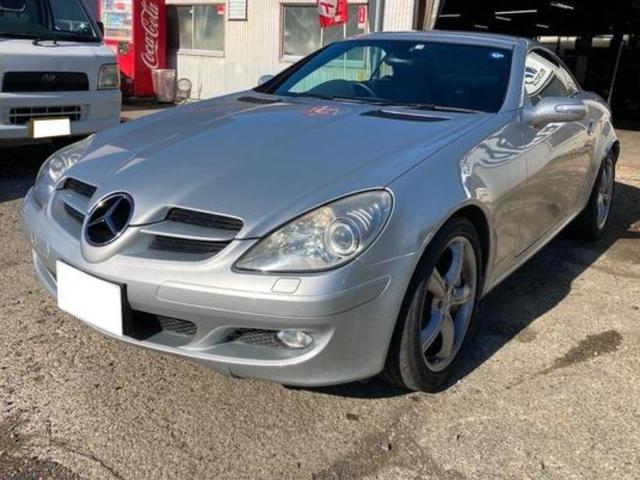 ＳＬＫ３５０　ＥＴＣ　オートクルーズコントロール　アルミホイール　オートライト　ＨＩＤ　ＡＴ　シートヒーター　電動格納ミラー　盗難防止システム　パワーシート　ＣＤ　ＭＤ　ＡＢＳ　エアコン　パワーステアリング(4枚目)