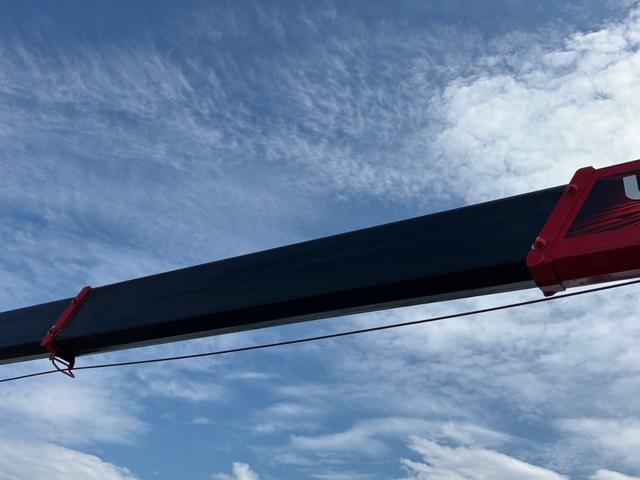 プロフィア 　ユニック　４段クレーン（２．９３ｔ吊）　大型　ラジコン　フックイン　自動歩み　エアサス　積載量９７００ｋｇ　４１０馬力　床フック　７速マニュアル　ターボ（15枚目）