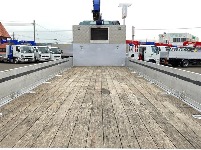 　タダノ　４段クレーン（２．９３ｔ吊）　大型　アルミブロック　床フック１６個　台枠フック６個　ラジコン付　積載量１２５００ｋｇ　ＥＴＣ(7枚目)