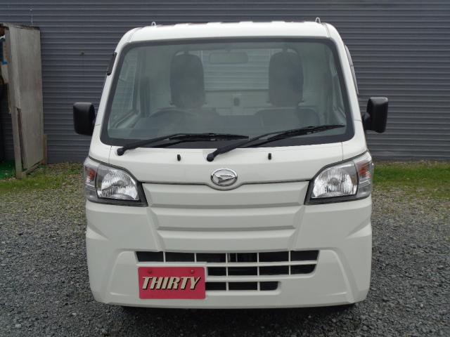 ハイゼットトラック スタンダード 4WD 5MT ABS エアコン パワステ レベライザー ラジオ 三方開 禁煙車 マッドガード 純正12インチホイール タイヤ深溝 シガーソケット(6枚目)