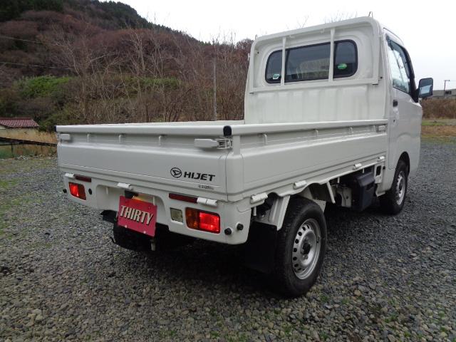 ハイゼットトラック スタンダード 4WD 5MT ABS エアコン パワステ レベライザー ラジオ 三方開 禁煙車 マッドガード 純正12インチホイール タイヤ深溝 シガーソケット(33枚目)