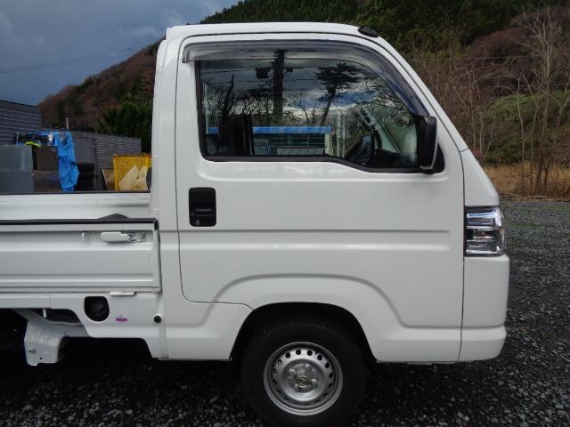 アクティトラック ＳＤＸ　４ＷＤ　ＡＢＳ　パワステ　レベライザー　ラジオ　禁煙車　三方開　マッドガード　純正１２インチホイール　スタッドレスタイヤ　荷台マット（33枚目）