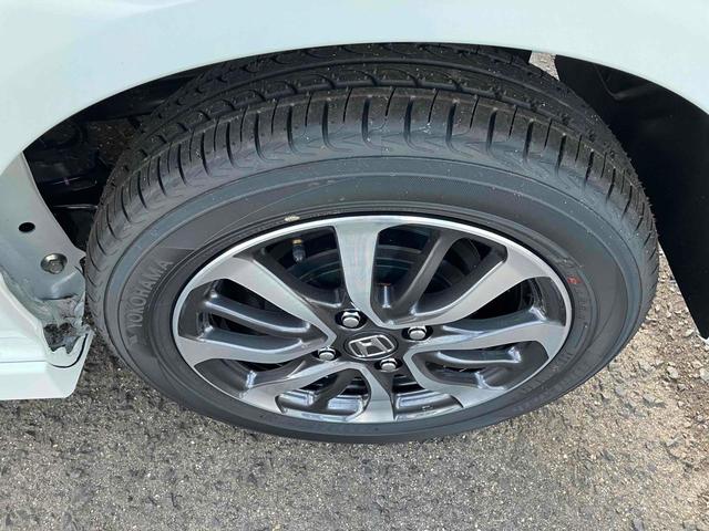 Ｎ－ＢＯＸカスタム ベースグレード　届け出済み未使用車　バックカメラ　両側スライド・片側電動　クリアランスソナー　オートクルーズコントロール　レーンアシスト　衝突被害軽減システム　オートライト　ＬＥＤヘッドランプ　スマートキー（37枚目）