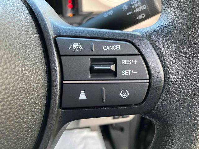 N-BOX ベースグレード 届け出済み未使用車 両側スライド・片側電動 クリアランスソナー オートクルーズコントロール レーンアシスト 衝突被害軽減システム LEDヘッドランプ スマートキー アイドリングストップ 電動格納ミラー(9枚目)