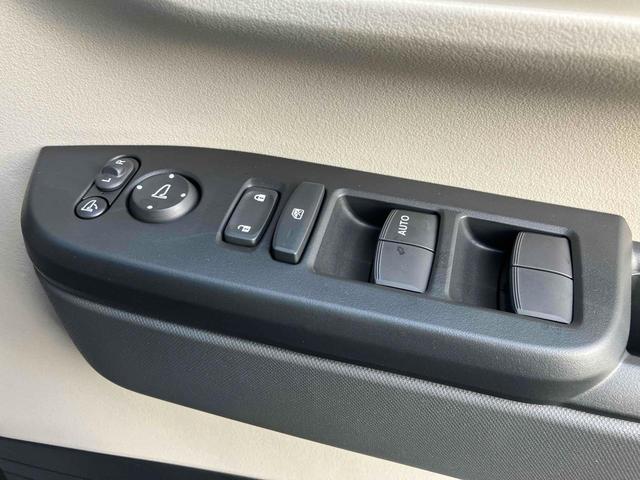 N-BOX ベースグレード 届け出済み未使用車 両側スライド・片側電動 クリアランスソナー オートクルーズコントロール レーンアシスト 衝突被害軽減システム LEDヘッドランプ スマートキー アイドリングストップ 電動格納ミラー(11枚目)