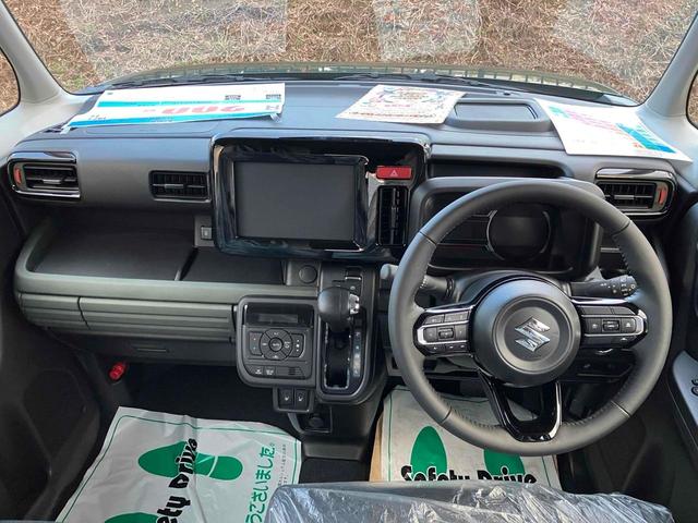 スペーシアギア ハイブリッドＸＺ　４ＷＤ　届け出済み未使用車　両側電動スライドドア　クリアランスソナー　オートクルーズコントロール　レーンアシスト　衝突被害軽減システム　オートライト　ＬＥＤヘッドランプ　ヘッドライトウォッシャー（4枚目）