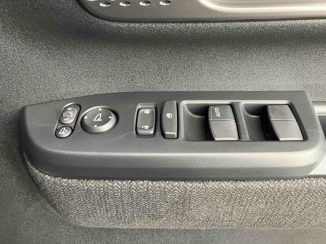 Ｎ－ＢＯＸカスタム ベースグレード　届け出済み未使用車　バックカメラ　両側スライド・片側電動　クリアランスソナー　オートクルーズコントロール　レーンアシスト　衝突被害軽減システム　オートライト　ＬＥＤヘッドランプ　スマートキー（13枚目）