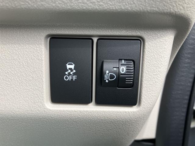 N-BOX ベースグレード 4WD 両側スライド・片側電動 クリアランスソナー オートクルーズコントロール レーンアシスト 衝突被害軽減システム オートライト LEDヘッドランプ スマートキー アイドリングストップ(7枚目)