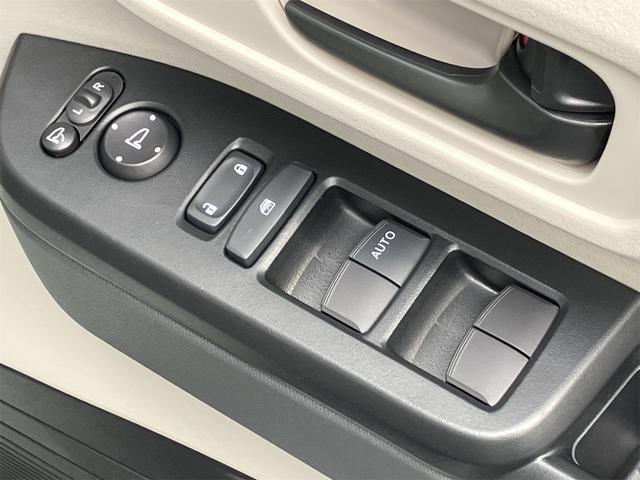 N-BOX ベースグレード 4WD 両側スライド・片側電動 クリアランスソナー オートクルーズコントロール レーンアシスト 衝突被害軽減システム オートライト LEDヘッドランプ スマートキー アイドリングストップ(13枚目)