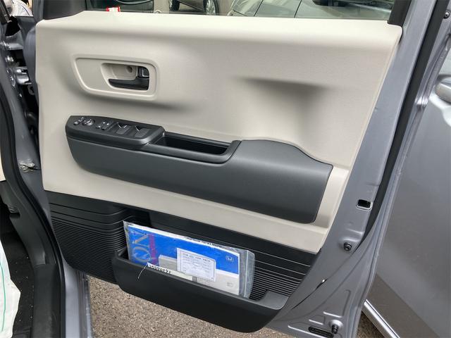 N-BOX ベースグレード 4WD 両側スライド・片側電動 クリアランスソナー オートクルーズコントロール レーンアシスト 衝突被害軽減システム オートライト LEDヘッドランプ スマートキー アイドリングストップ(21枚目)